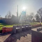 Maison 4 Ch Avec Cheminee, Billard Et Jardin