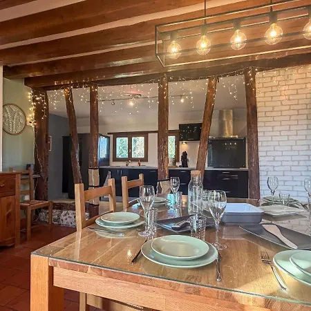 Maison 4 Ch Avec Cheminee, Billard Et Jardin Prázdninový dům