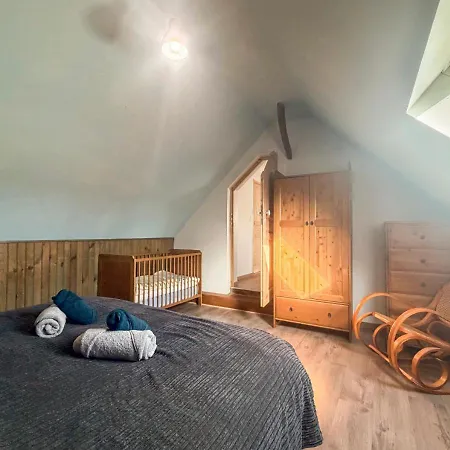 Prázdninový dům Maison 4 Ch Avec Cheminee, Billard Et Jardin