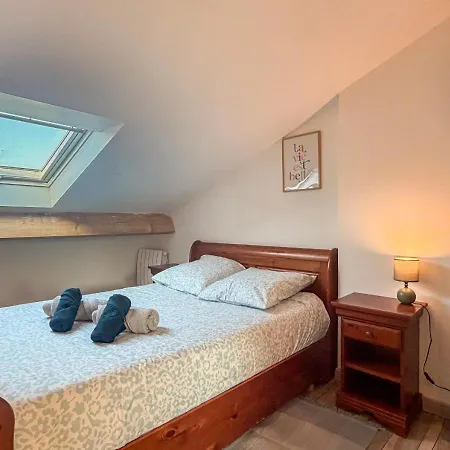 Maison 4 Ch Avec Cheminee, Billard Et Jardin *